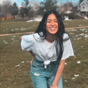 Meet your Posher, Hannah